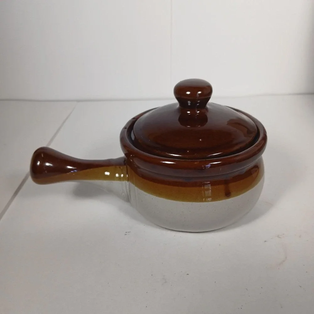 Vtg  Brittany Stoneware French Onion Soup Crocks/Bowls w/Lids & Handle Set of 4